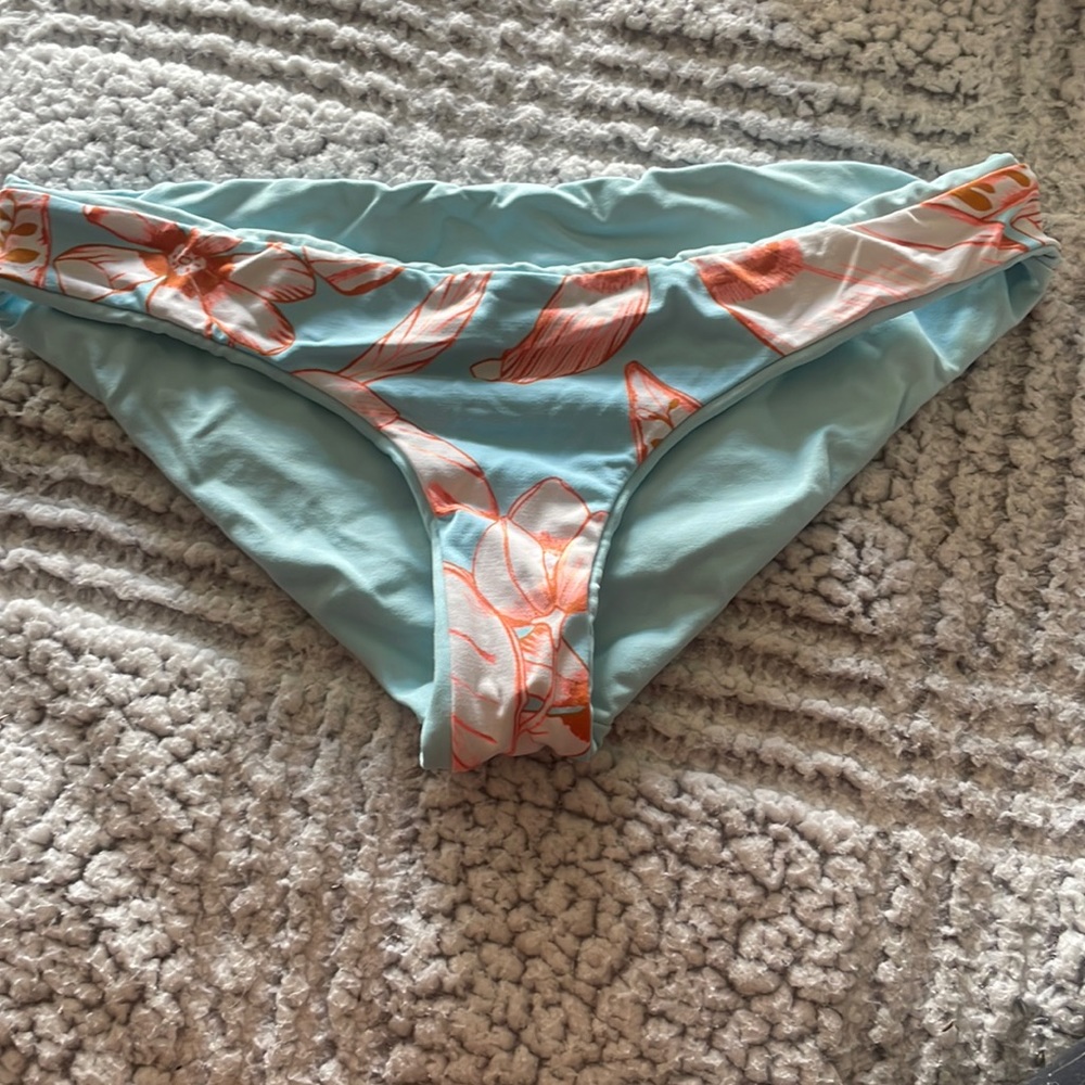 Swim suit
